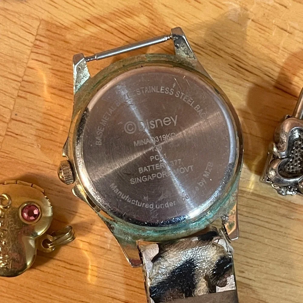 Disney Minnie Mouse Leopard Watch ONLY